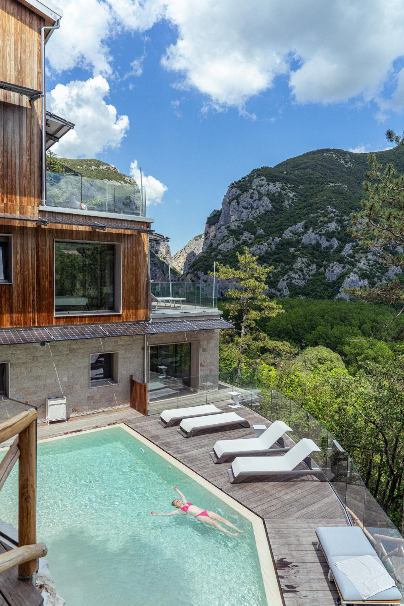 La Forestale Luxury Ecolodge Piano Terra- Appt Acqualagna Εξωτερικό φωτογραφία